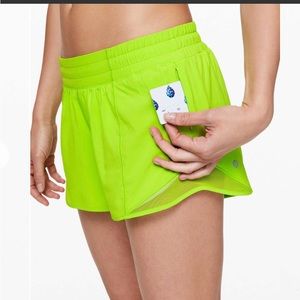Lululemon Hotty Hot Short II *Long 4"
Lime Pop